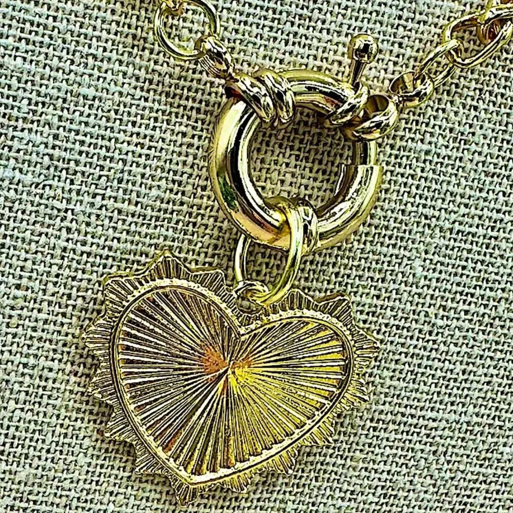 Gold Luxe Heart Statement Necklace Chunky Oversized - Picture 7 of 7